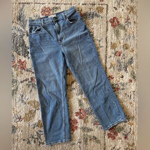 29 8 Abercrombie & Fitch The Ankle Straight ultra high rise Blue Jeans